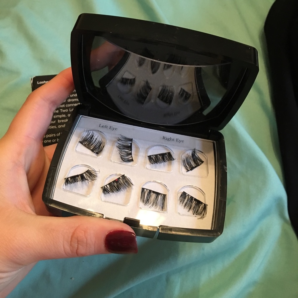 One Two Lash Bold magnetic eyelash strips